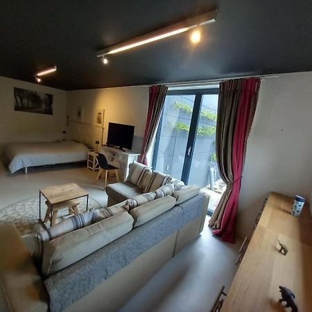 Chez Olivier Bed & Breakfast วาฟร์ ภายนอก รูปภาพ
